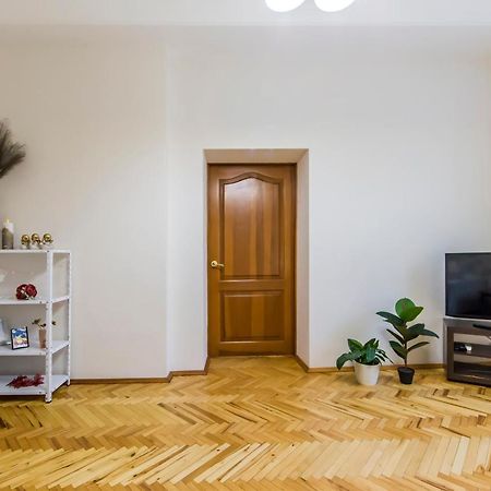 Затишна Квартира На Майдані Незалежності キエフ エクステリア 写真